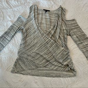 White House Black Market WHBL space gray white light sweater